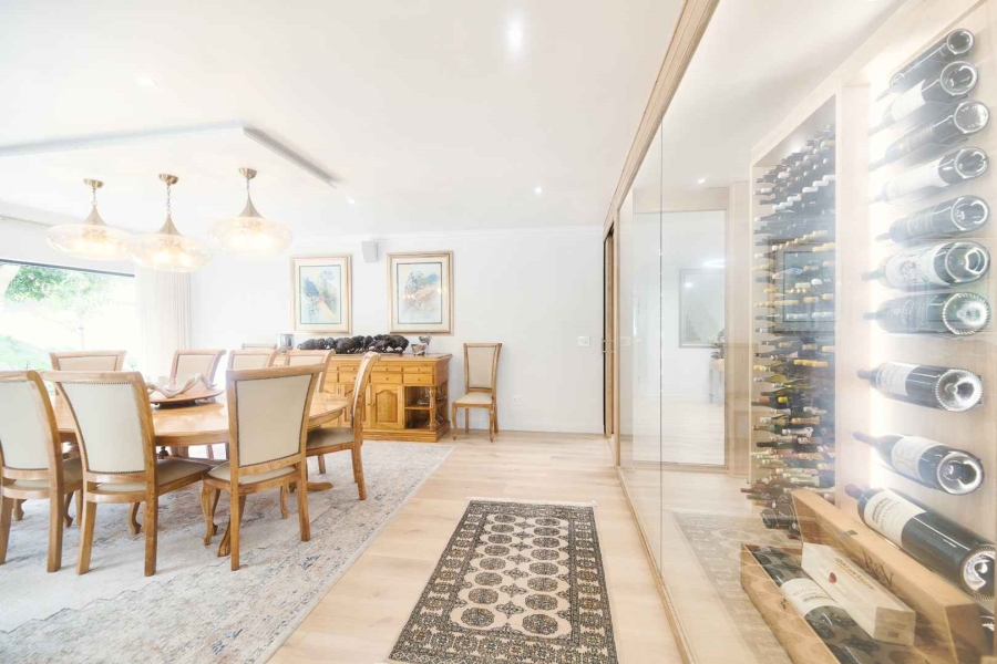 6 Bedroom Property for Sale in Hermanus Heights Western Cape
